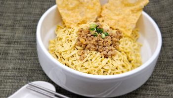 Hakka Mee with Minced Pork